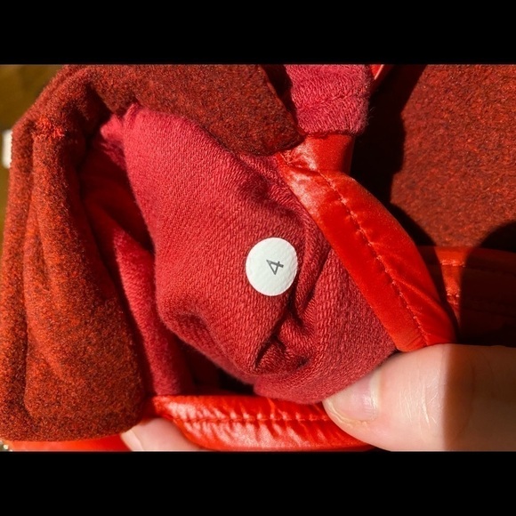 lululemon Pedal Power Jacket currant - Picture 12 of 12